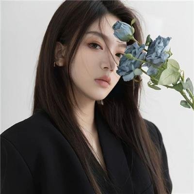 蜜丝炸弹